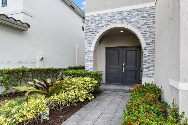 4 of 48 - 1388 Se 27th Terrace, Homestead, FL