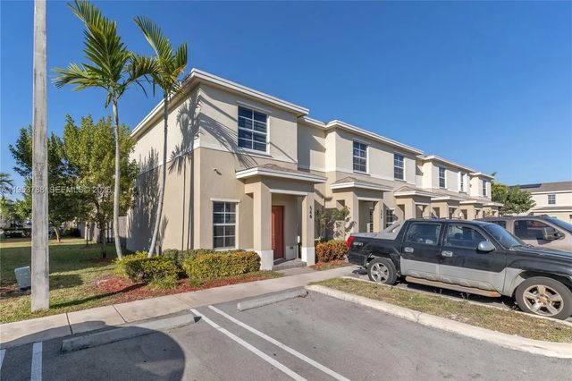 2 of 18 - 540 Ne 5th Terrace, Florida City, FL