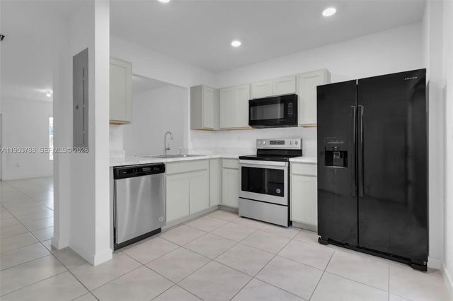 5 of 18 - 540 Ne 5th Terrace, Florida City, FL