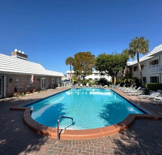 Photo of Listing #F10548757