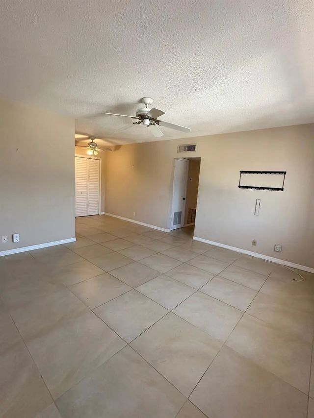 5 of 23 - 350 S Cypress Road #522, Pompano Beach, FL