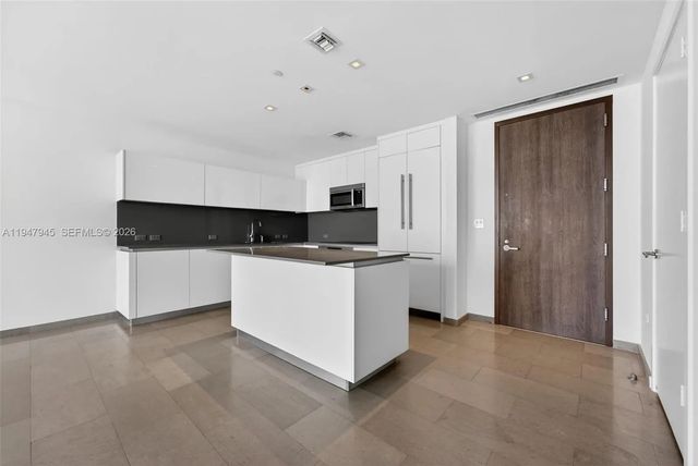 3 of 45 - 68 Se 6th Street #2110, Miami, FL
