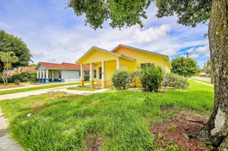 Photo of Listing #R11158371