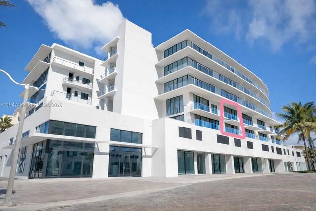 3 of 17 - 3319 N Ocean Drive #th4, Hollywood, FL