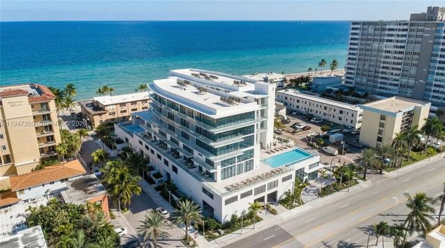 5 of 17 - 3319 N Ocean Drive #ph702, Hollywood, FL