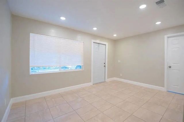 3 of 13 - 508 N 23rd Street, Fort Pierce, FL