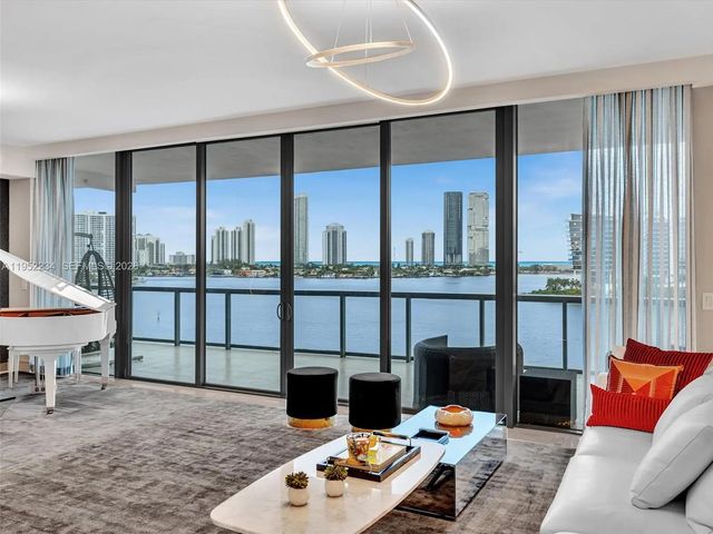 4 of 82 - 3300 Ne 188th Street #718, Aventura, FL