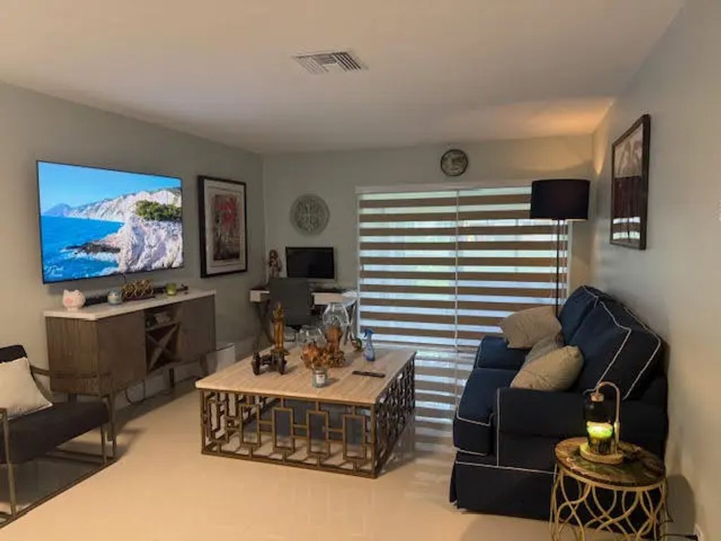 2580 Emory Drive #a, West Palm Beach