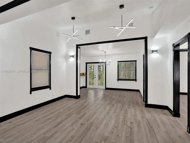 3 of 32 - 1409 Sw 1st Street, Fort Lauderdale, FL