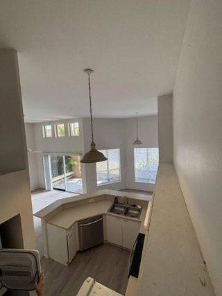 Photo of Listing #R11158539