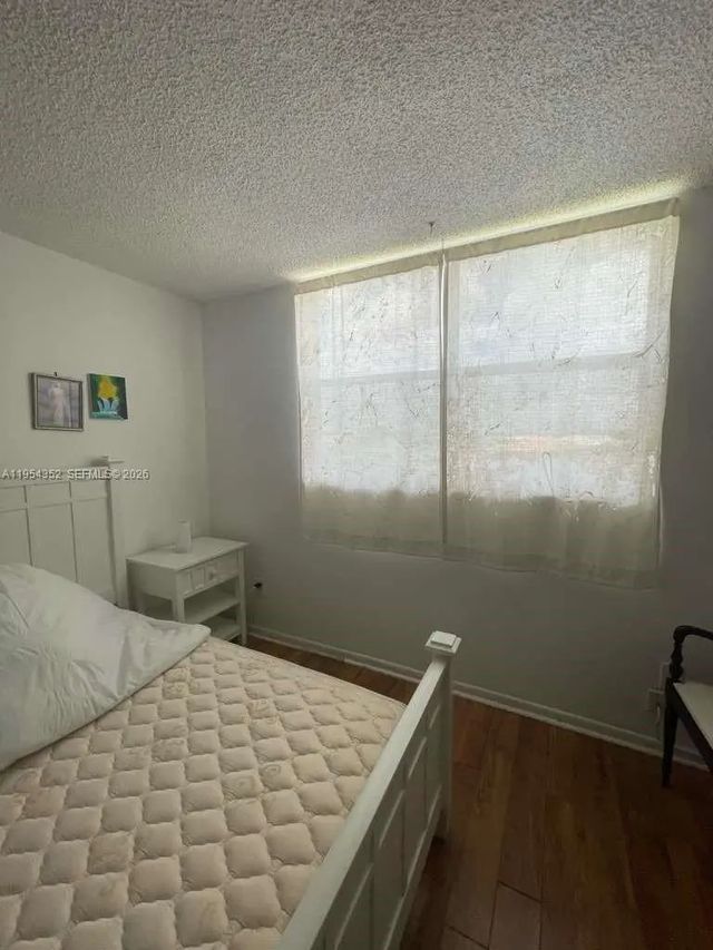 2 of 3 - 2860 Somerset Drive #405k, Lauderdale Lakes, FL