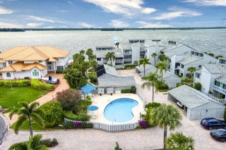 Photo of Listing #R11158558