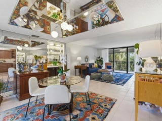 Photo of Listing #R11158557