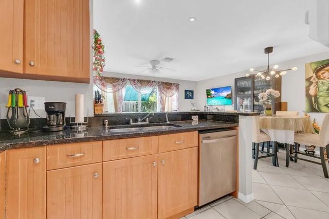 5 of 61 - 3611 Nw 122nd Terrace #3611, Sunrise, FL