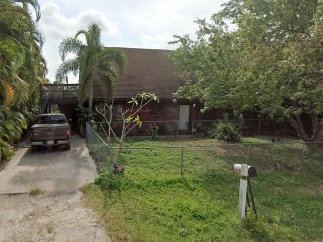 4 of 7 - 6650 Riggers Road, Atlantis, FL