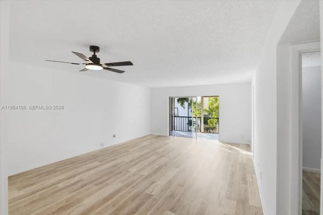 3 of 26 - 6101 N Falls Cir Drive #309, Lauderhill, FL