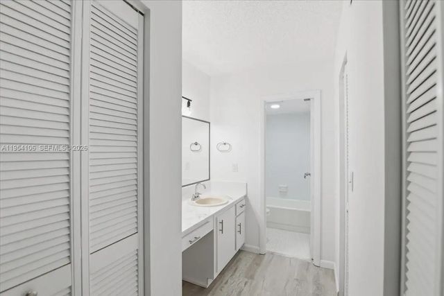 4 of 26 - 6101 N Falls Cir Drive #309, Lauderhill, FL