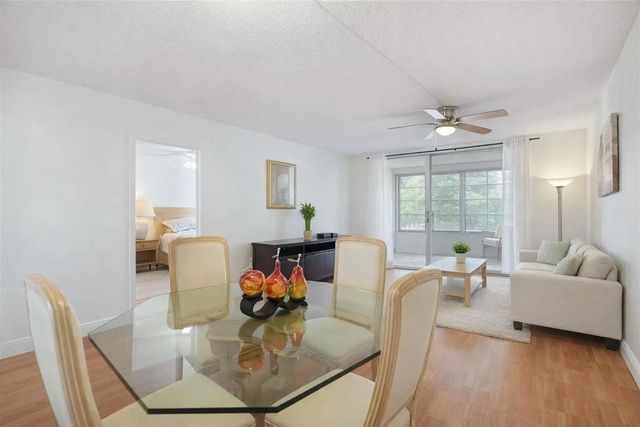 2650 Nw 49th Avenue #320, Lauderdale Lakes