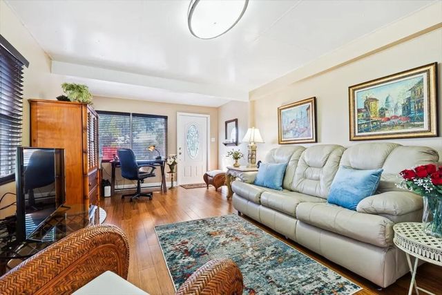 5 of 49 - 120 Nw 51st Street, Deerfield Beach, FL