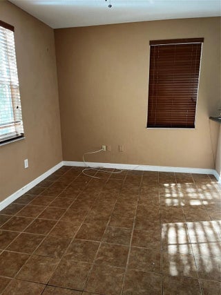 Photo of Listing #F10549021