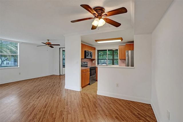 5 of 41 - 9351 Lime Bay Boulevard #201, Tamarac, FL