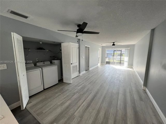 2 of 24 - 313 Dirksen #f3, , FL