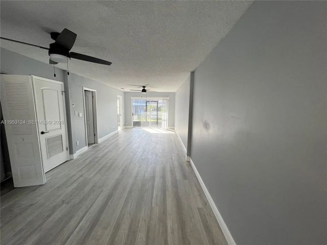 3 of 24 - 313 Dirksen #f3, , FL