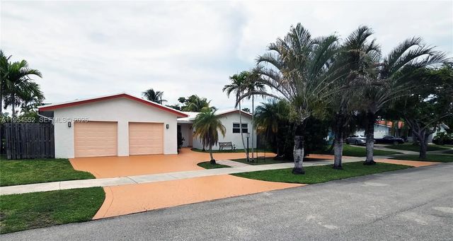 1245 Coral Lane, Hollywood