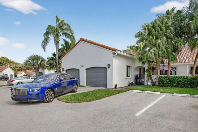5 of 46 - 21248 Harbor Way #243-24, Aventura, FL