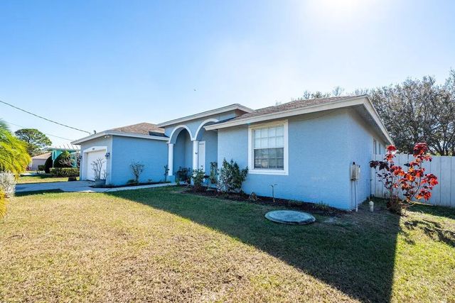 3 of 46 - 5859 Nw Cullom Circle, Port St. Lucie, FL