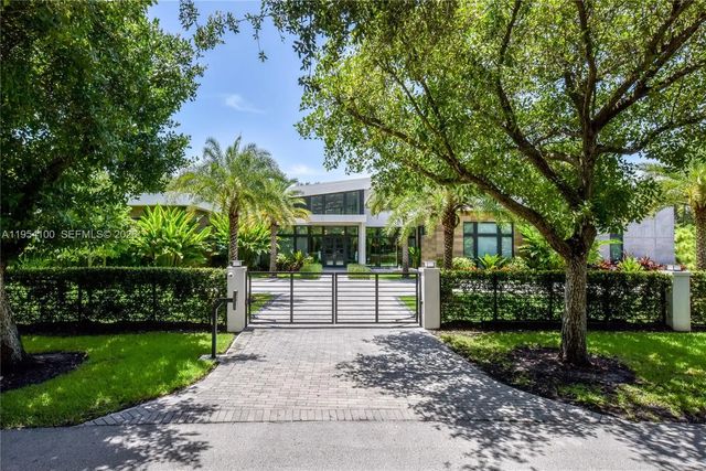 3 of 31 - 11050 Sw 69th Avenue, Pinecrest, FL