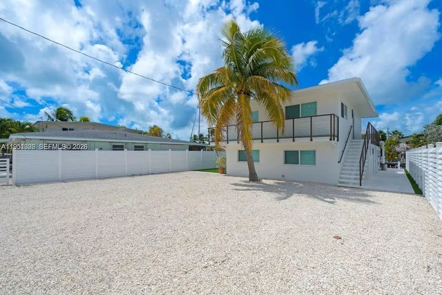 2 of 24 - 125 Gardenia Street, Plantation Key, FL
