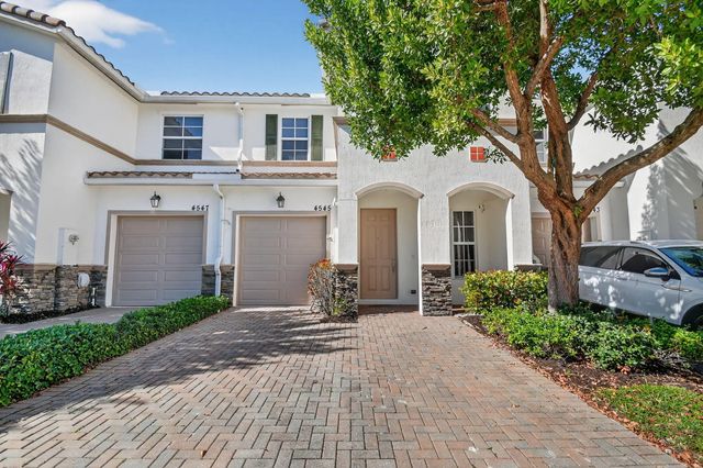 4545 Tara Cove Way, West Palm Beach