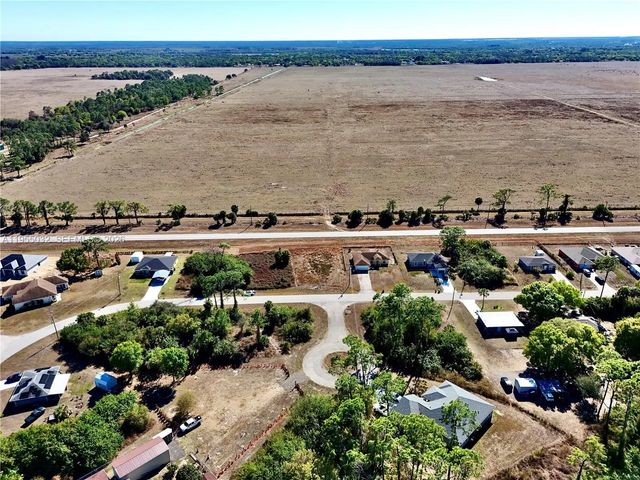 4 of 7 - 3019 S Balsam Circle, LaBelle, FL