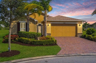 Photo of Listing #R11158832