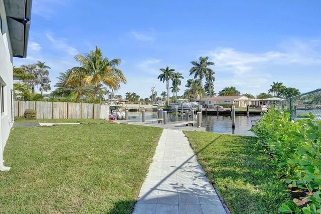 2 of 10 - 840 Se 22nd Avenue, Pompano Beach, FL