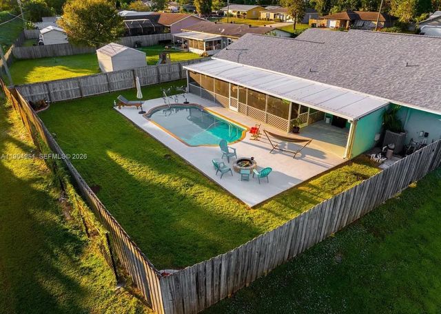 3 of 27 - 298 Se Grove, Port St. Lucie, FL