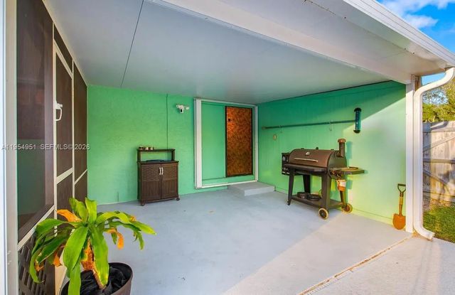 4 of 27 - 298 Se Grove, Port St. Lucie, FL