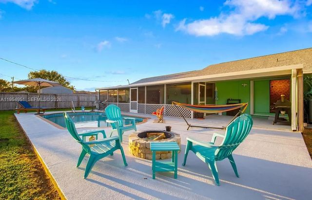 5 of 27 - 298 Se Grove, Port St. Lucie, FL