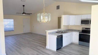 Photo of Listing #R11158856