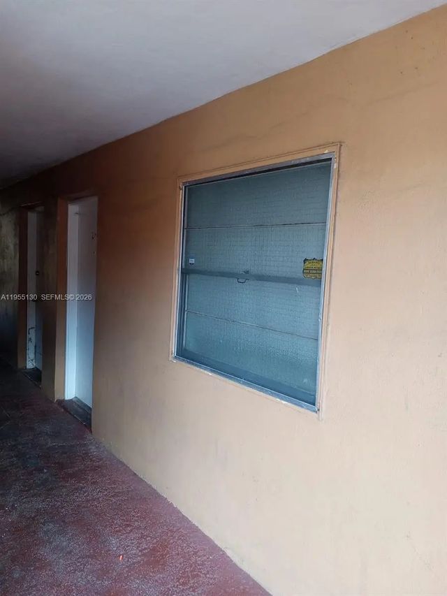 1230 W 54th Street #216a, Hialeah