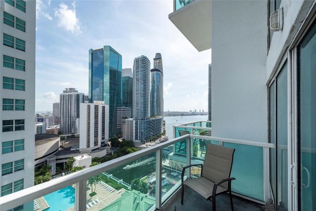 2 of 31 - 41 Se 5th Street #1315, Miami, FL