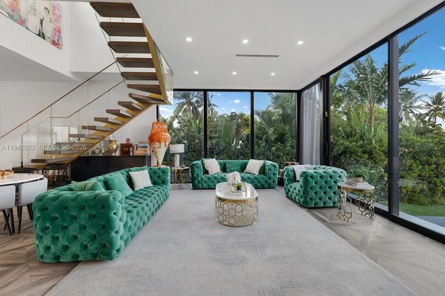 4 of 27 - 8005 Noremac Avenue, Miami Beach, FL