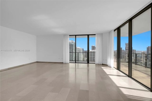 5 of 47 - 88 Sw 7th Street #3711, Miami, FL