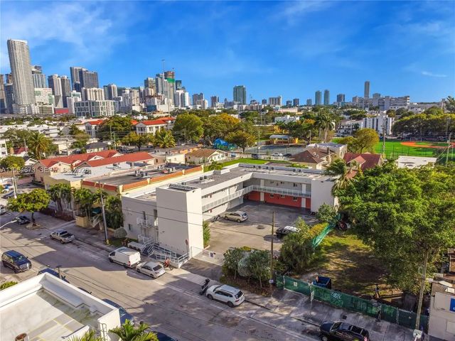 3 of 22 - 750 Sw 2nd Street, Miami, FL