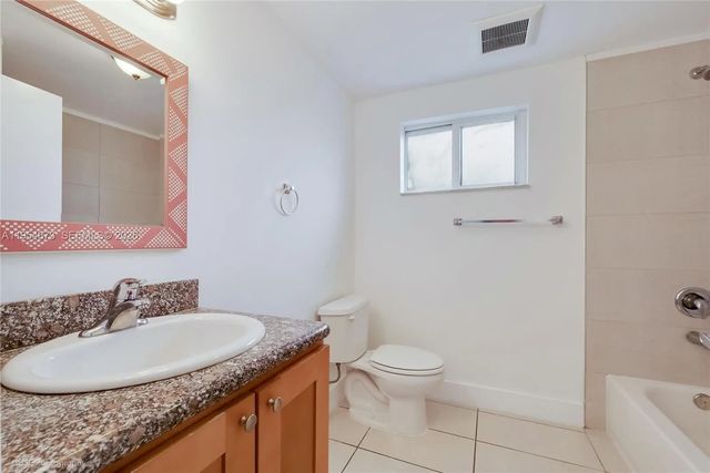 5 of 22 - 750 Sw 2nd Street, Miami, FL