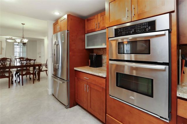 3 of 35 - 2030 S Ocean Drive #727, Hallandale Beach, FL