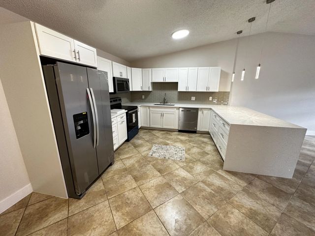 2 of 41 - 4326 Woodstock Drive #c, West Palm Beach, FL
