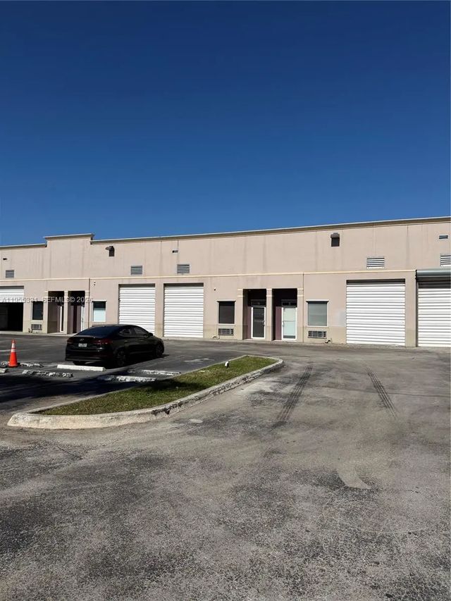 15075 Sw 137th Street #6, Miami