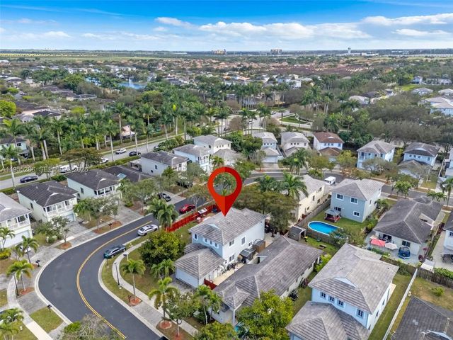 3176 Ne 4 Street, Homestead